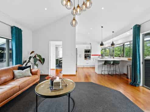 30 Rosella Grove, Waimauku