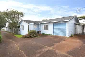 2/4 Northall, New Lynn