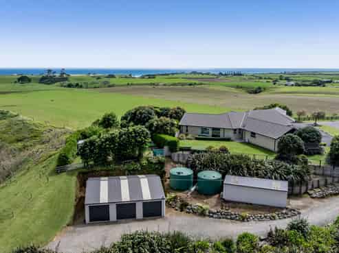 253 Lower Pitone Road, OAKURA