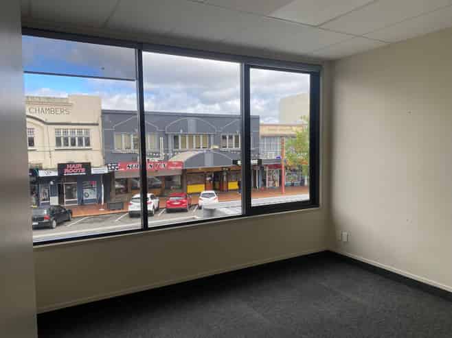 One Floor – One or Two Tenancies