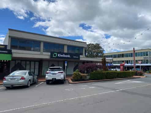 One Floor – One or Two Tenancies