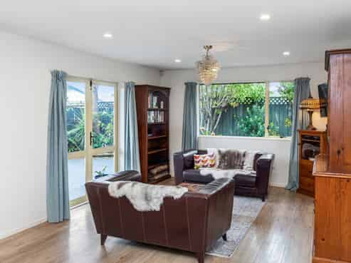 19B Newcastle Street, Phillipstown