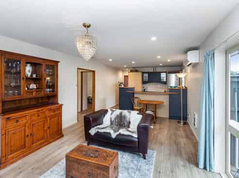 19B Newcastle Street, Phillipstown