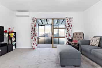 4/3204 Great North Road, New Lynn