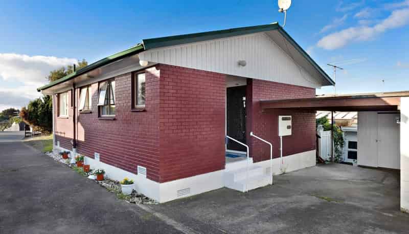 4/3204 Great North Road, New Lynn