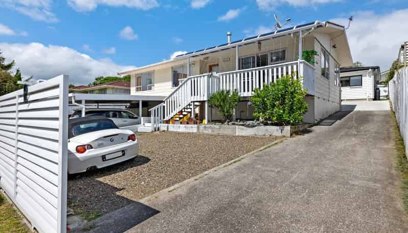 21 Frobisher Way, Clendon Park