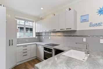 38 Pipitea Street, Thorndon