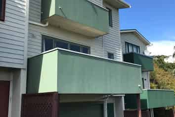 4 Mitika Way, Miramar