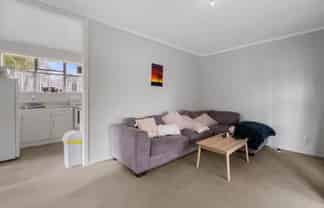 B/4 Cooper Avenue , Holdens Bay