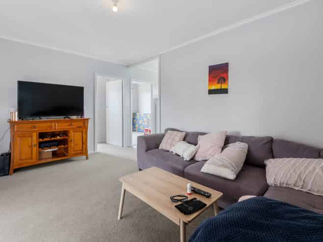 B/4 Cooper Avenue , Holdens Bay