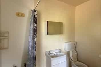 B/31 Mt Pleasant Rd, Aro Valley