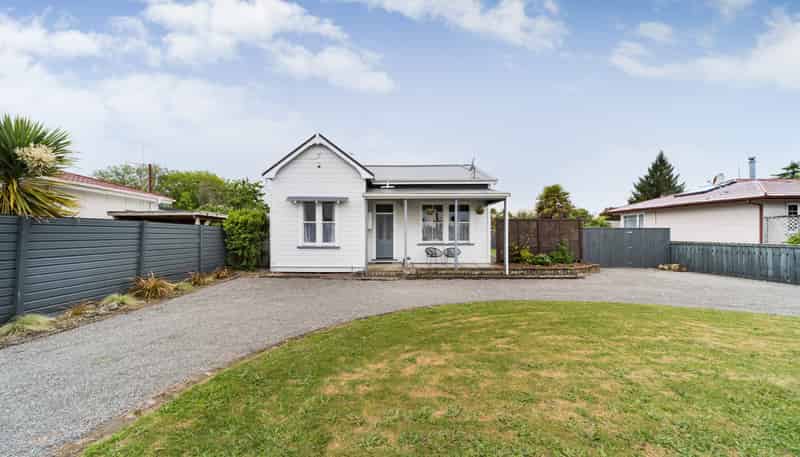 111 Derby Street, Feilding