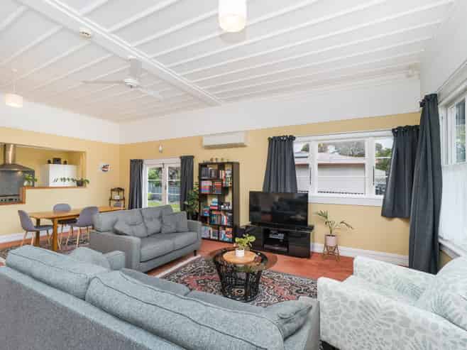 111 Derby Street, Feilding