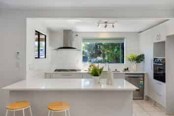 2/32 Tamahere Drive, Glenfield