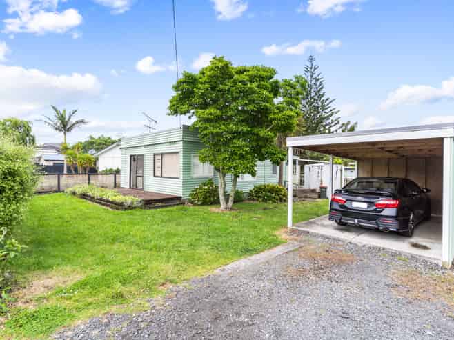 55 Shelly Bay Road, Beachlands