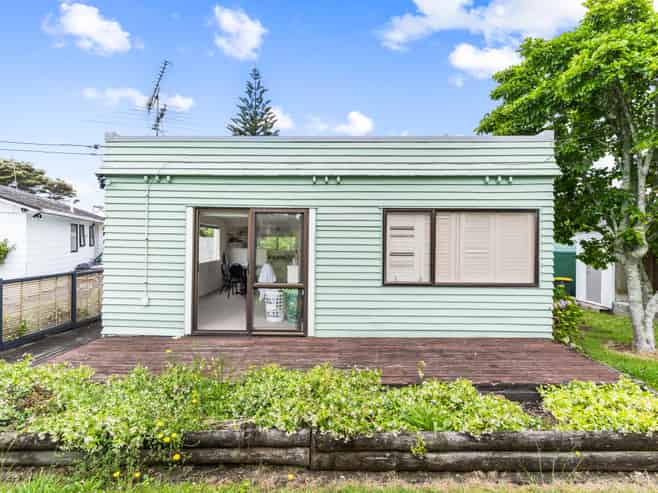 55 Shelly Bay Road, Beachlands