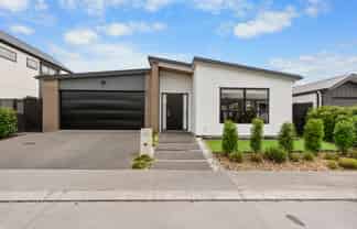 23 Guillaume Street, Chartwell