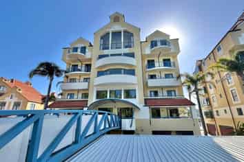 52 Harbour Village Drive, Gulf Harbour