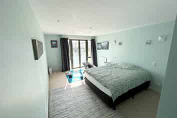 52 Harbour Village Drive, Gulf Harbour