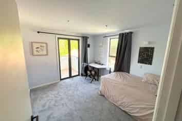 52 Harbour Village Drive, Gulf Harbour