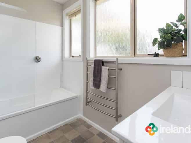 328 Clyde Rd , Bryndwr