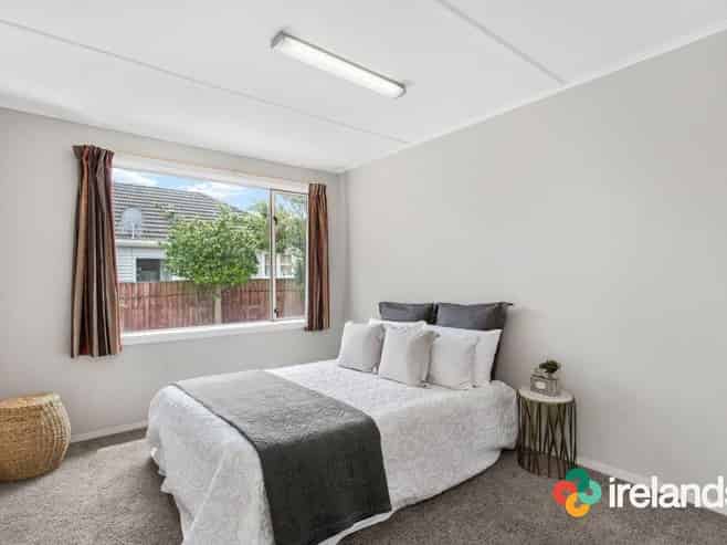 328 Clyde Rd , Bryndwr