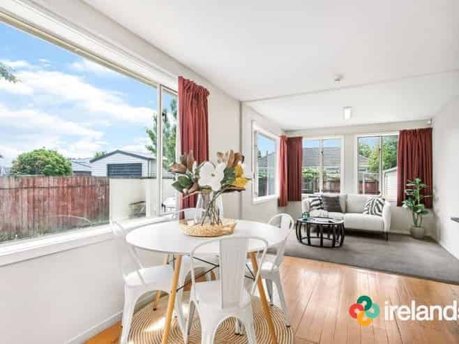 328 Clyde Rd , Bryndwr