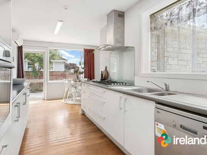 328 Clyde Rd , Bryndwr