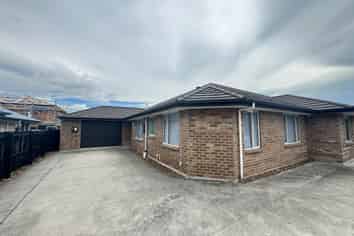 8/43 Waltham Road, Sydenham