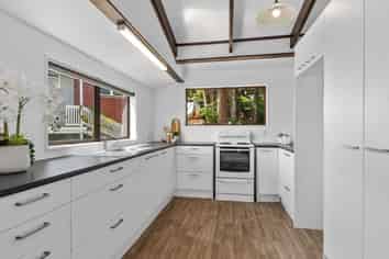 31A Raumati Crescent, Onerahi