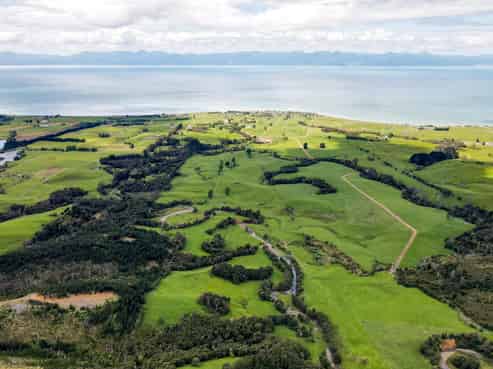 1177c East Coast Road, Kaiaua