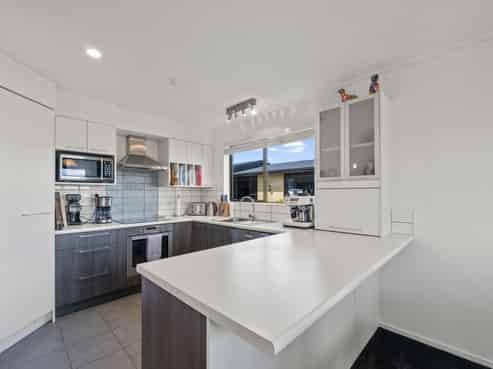 8 Orkney Street, Waikiwi