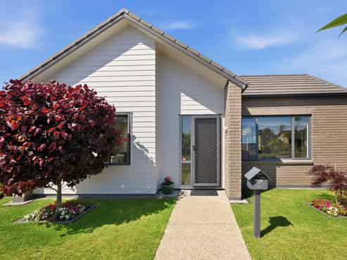 5 Lanyard Street, Pyes Pa