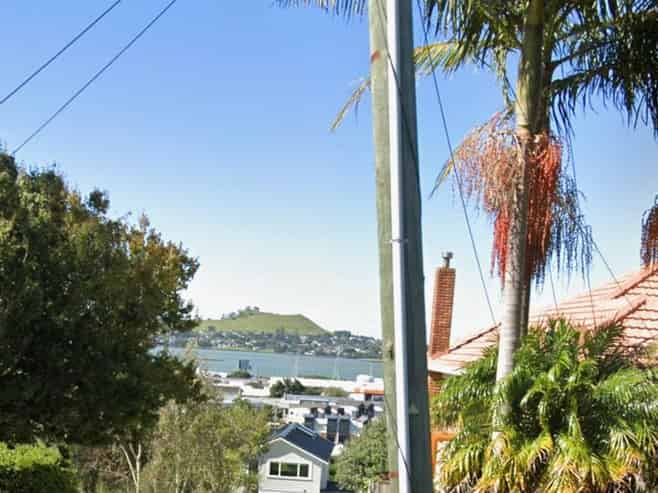 1/76 Arthur Street, Onehunga