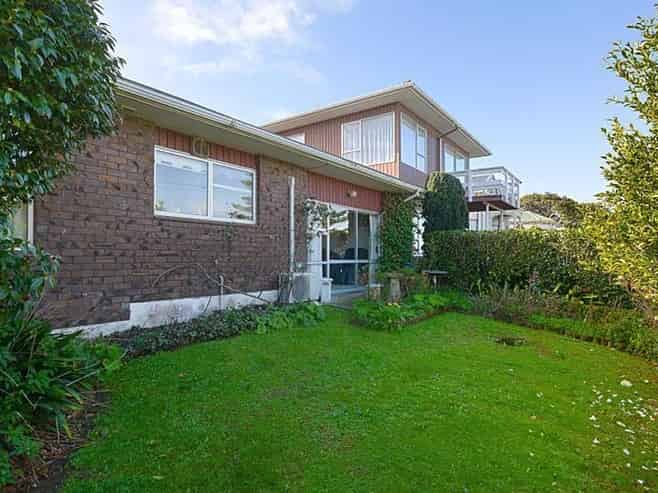 1/76 Arthur Street, Onehunga