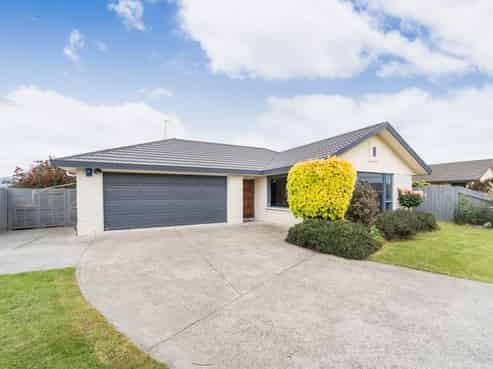 69 Meridian Grove, Kelvin Grove