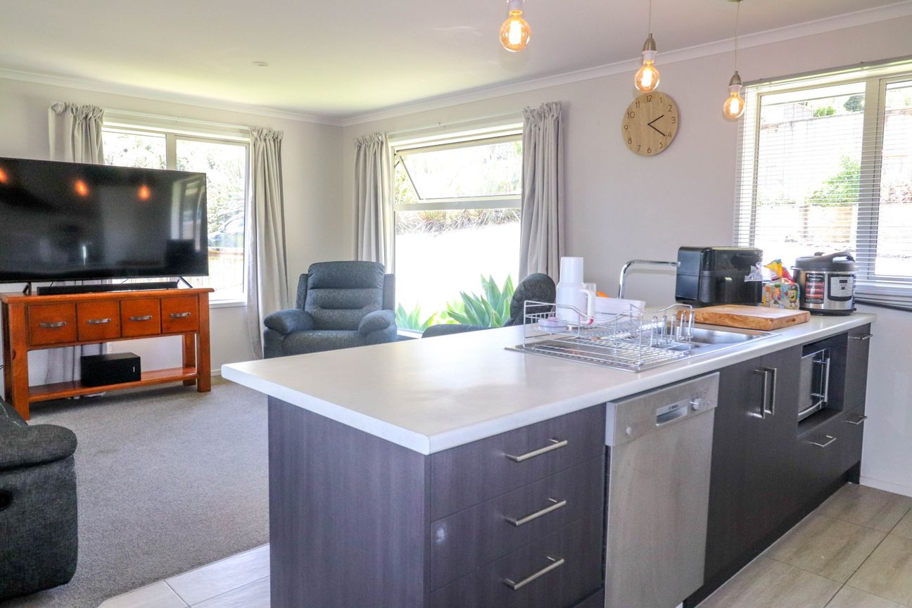 Modern Family Home with Views - Widok 5
