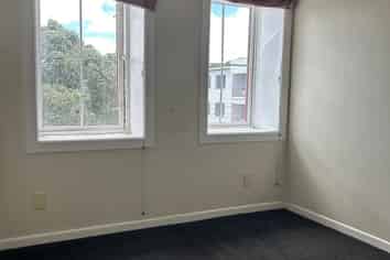 5/2 Constable St, Newtown