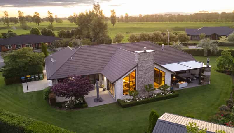 14 Shadbolt Drive, Cambridge