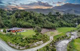 82 Glentui Bush Road, Oxford