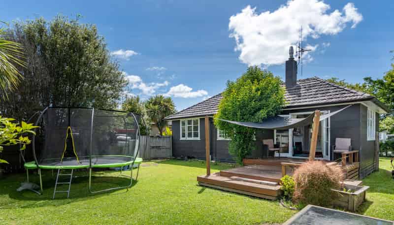 19 Willis Street, Bader