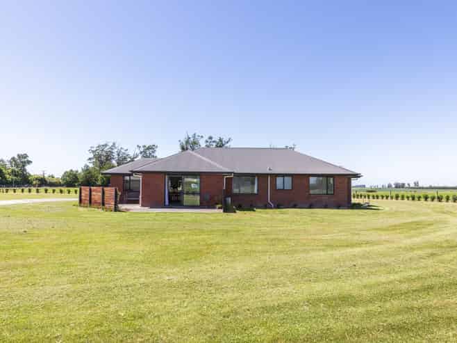 2217 Old West Coast Road, Kirwee