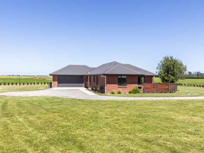 2217 Old West Coast Road, Kirwee