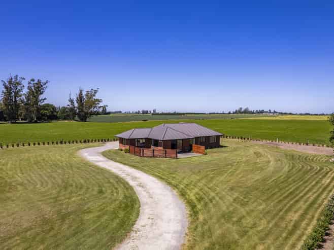 2217 Old West Coast Road, Kirwee