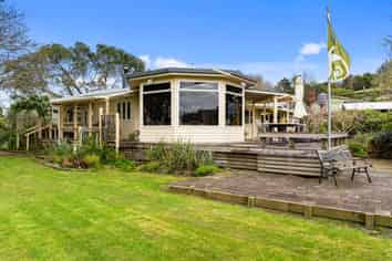 1638 State Highway 12, Paparoa
