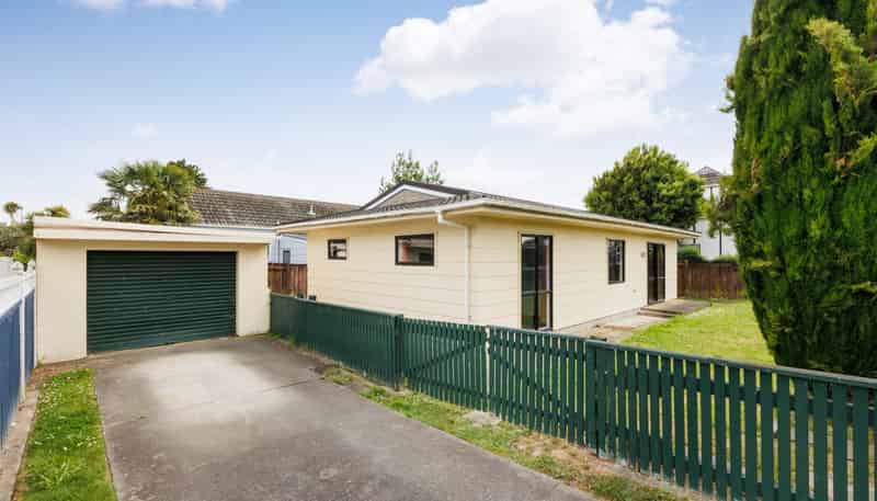 107 Tremaine Avenue, Westbrook