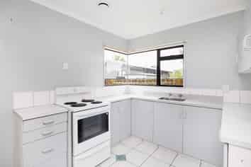 107 Tremaine Avenue, Westbrook