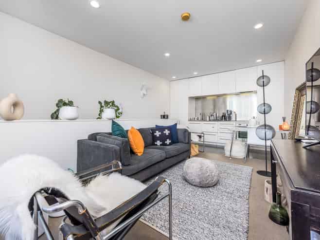 18M Fisher-Point Drive, Auckland Central