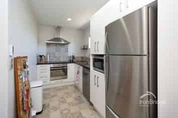 264J Stanmore Road, Richmond