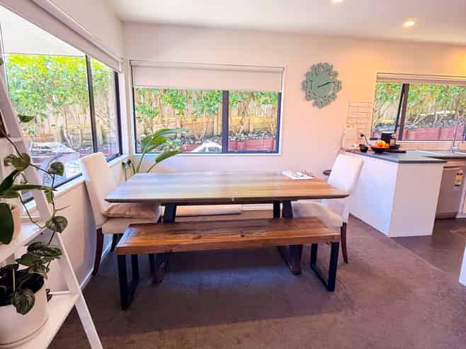 2/128 Brian Crescent, Stanmore Bay